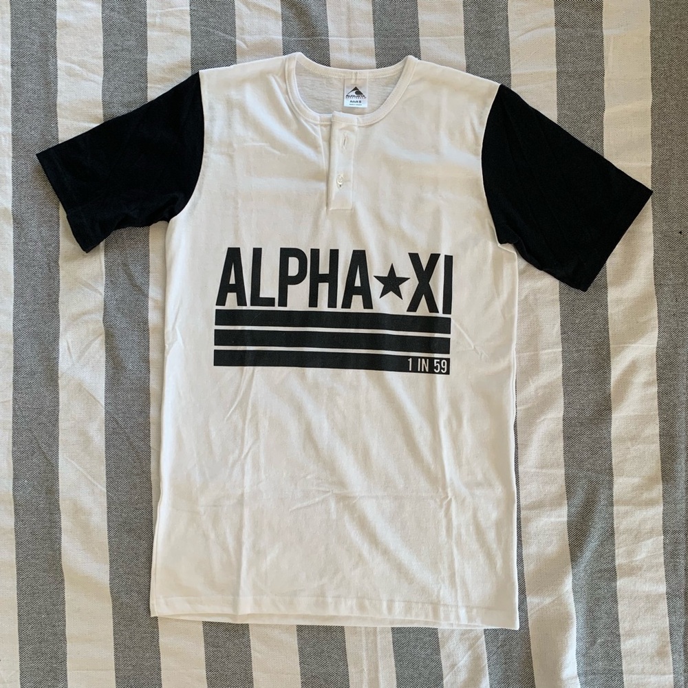 ALPHA XI TEE
